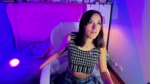 Sophie  online show from January 28, 12:00 pm