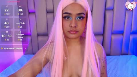 V E N U S online show from November 11, 10:29 pm