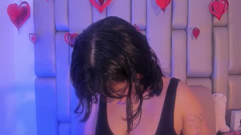 V E N U S online show from February 16, 12:05 pm