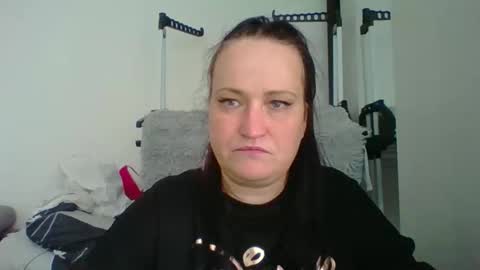 Melisa online show from November 6, 11:16 am