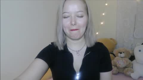 Snapshot of _sweet_smile_ chatting on October 28, 8:35 pm _sweet_smile_ online show from October 28, 8:35 pm