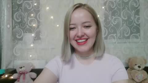 Snapshot of _sweet_smile_ chatting on September 13, 8:17 pm _sweet_smile_ online show from September 13, 8:17 pm