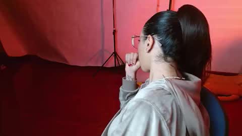 _the_dark_side_of_the_moon_ online show from March 15, 11:07 pm