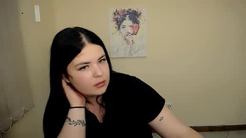 Trisha online show from September 9, 3:01 pm