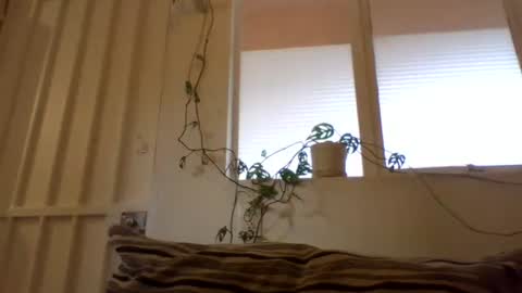 Snapshot of _tutti_frutti_ chatting on February 20, 11:10 pm _tutti_frutti_ online show from February 20, 11:10 pm
