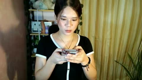 _urpetitegirl online show from June 17, 2:29 pm
