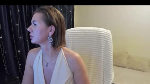 _vallylove online show from October 4, 11:42 pm