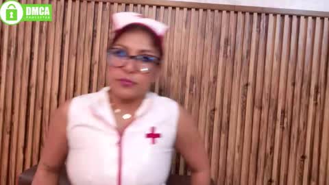 Veronica online show from March 30, 2:16 pm