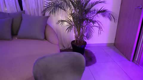 VICTORIA online show from March 5, 12:17 am