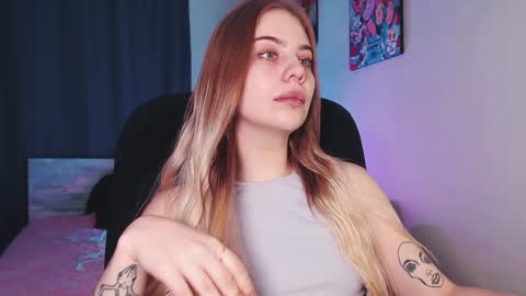 Snapshot of _wednesday_addams_ chatting on January 3, 7:38 am Vera online show from January 3, 7:38 am