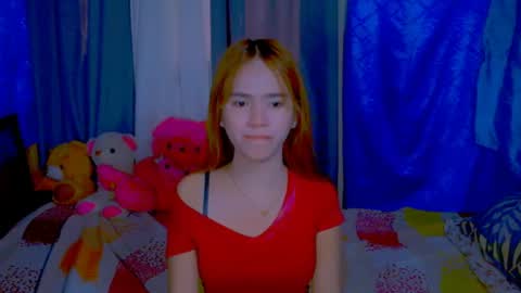 _xxlilly online show from May 15, 10:18 am