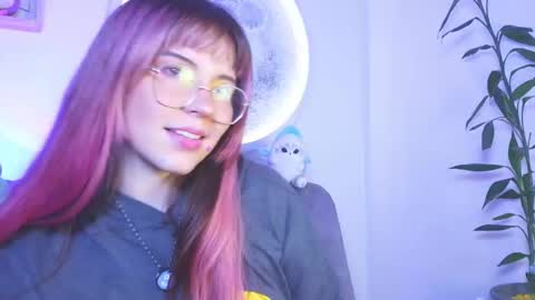 _yourcherrybomb online show from May 19, 3:35 am