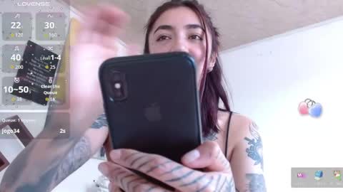 Zoe  online show from June 1, 5:47 pm
