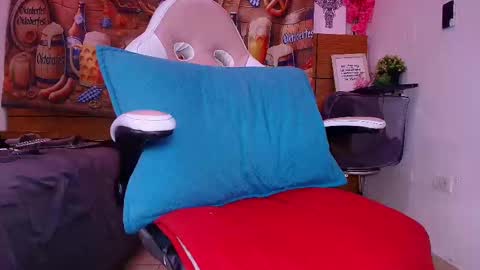 Aisha online show from September 24, 11:53 am