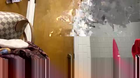 a_rae93 online show from October 25, 1:57 am