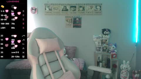 abbie  70OFF online show from April 8, 5:26 pm