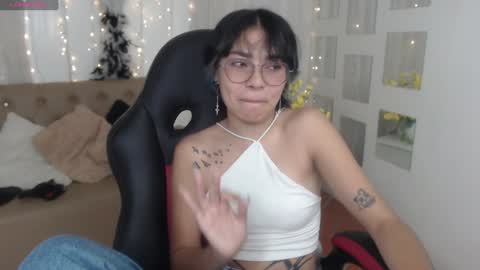 Abbi online show from January 10, 7:21 pm