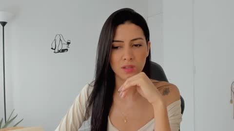 Laura  online show from February 19, 12:55 pm