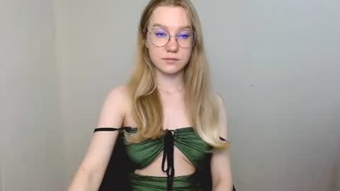 Abby Lovense is active online show from June 24, 10:14 am