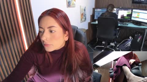 Snapshot of abbystones chatting on February 22, 1:44 pm Abby Stones online show from February 22, 1:44 pm