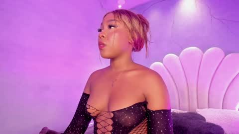 Abby Swan  online show from December 22, 12:16 pm