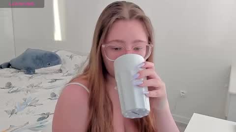 Abby    Stream at Sat  Sun  Mon  Fri online show from February 15, 2:16 pm