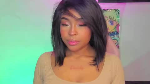 Simone    may online show from March 11, 7:24 am