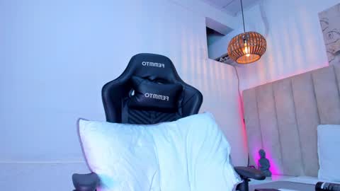 abelladgr online show from January 15, 2:49 am