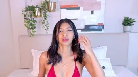 abiehils online show from March 11, 12:39 pm