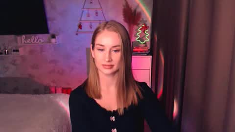 Anna online show from December 3, 7:16 pm