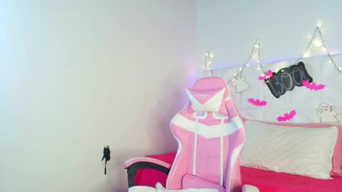 Abril  online show from October 21, 9:57 am