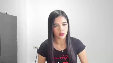 Snapshot of abril2234 chatting on September 23, 7:56 pm abril2234 online show from September 23, 7:56 pm