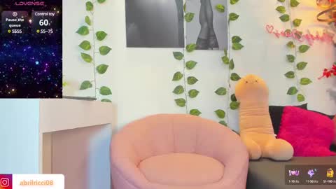 Abril  online show from February 11, 4:22 am