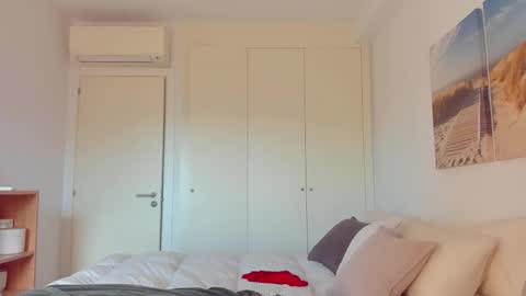 Helena online show from March 26, 11:01 am