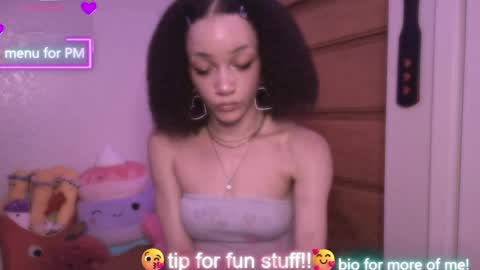 Peach online show from April 1, 3:29 am