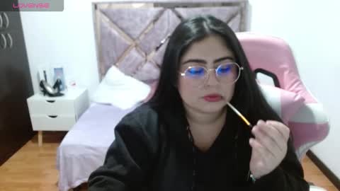 Snapshot of aby_luna_ chatting on October 2, 2:05 am aby_luna_ online show from October 2, 2:05 am