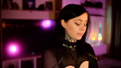 Snapshot of acid_pie chatting on January 7, 11:24 pm acid_pie online show from January 7, 11:24 pm