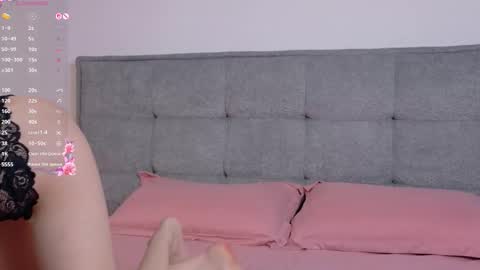 Akia online show from September 25, 6:34 am