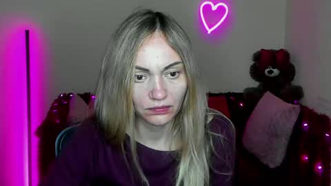 Adalina online show from March 26, 7:04 pm