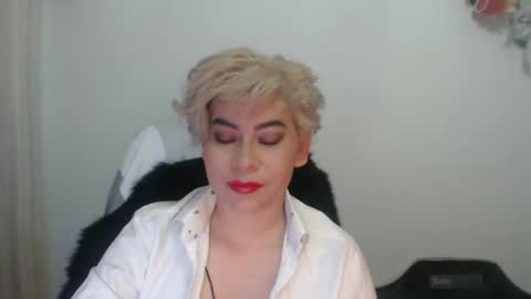 adan_romanoff online show from December 17, 8:51 am