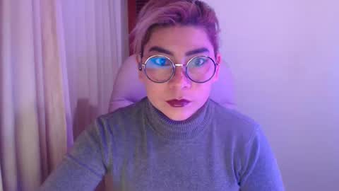 adan_romanoff online show from May 9, 9:33 am