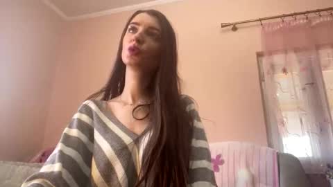 addicted_to_you1 online show from February 27, 10:48 am