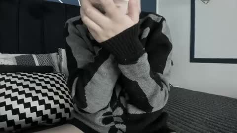 Ade  online show from February 13, 7:52 pm