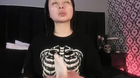 Ade  online show from March 9, 7:39 pm