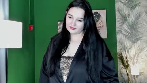 Snapshot of adel_sky chatting on October 25, 11:51 am Adel online show from October 25, 11:51 am