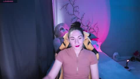 Adele online show from February 9, 6:59 am