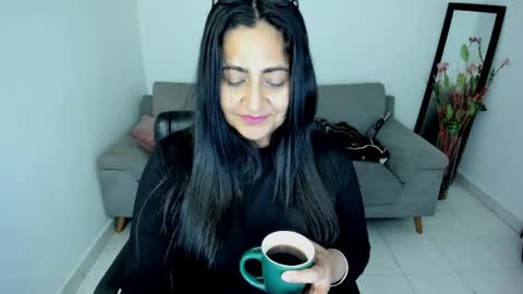 Carolina online show from March 18, 11:48 am