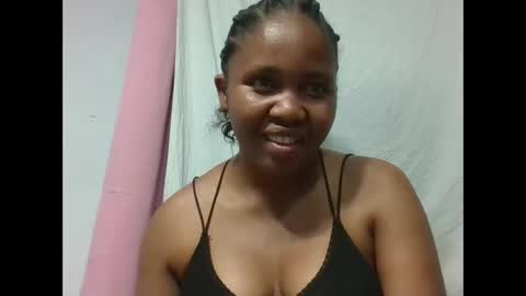 adelealy online show from October 20, 6:44 pm