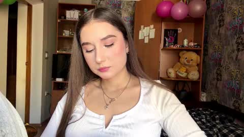 Poly online show from March 4, 10:00 am