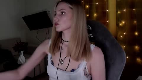 Adele Shine online show from February 18, 7:54 am